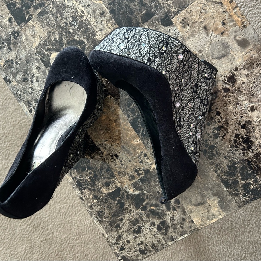 Elegant Black Platform Heels